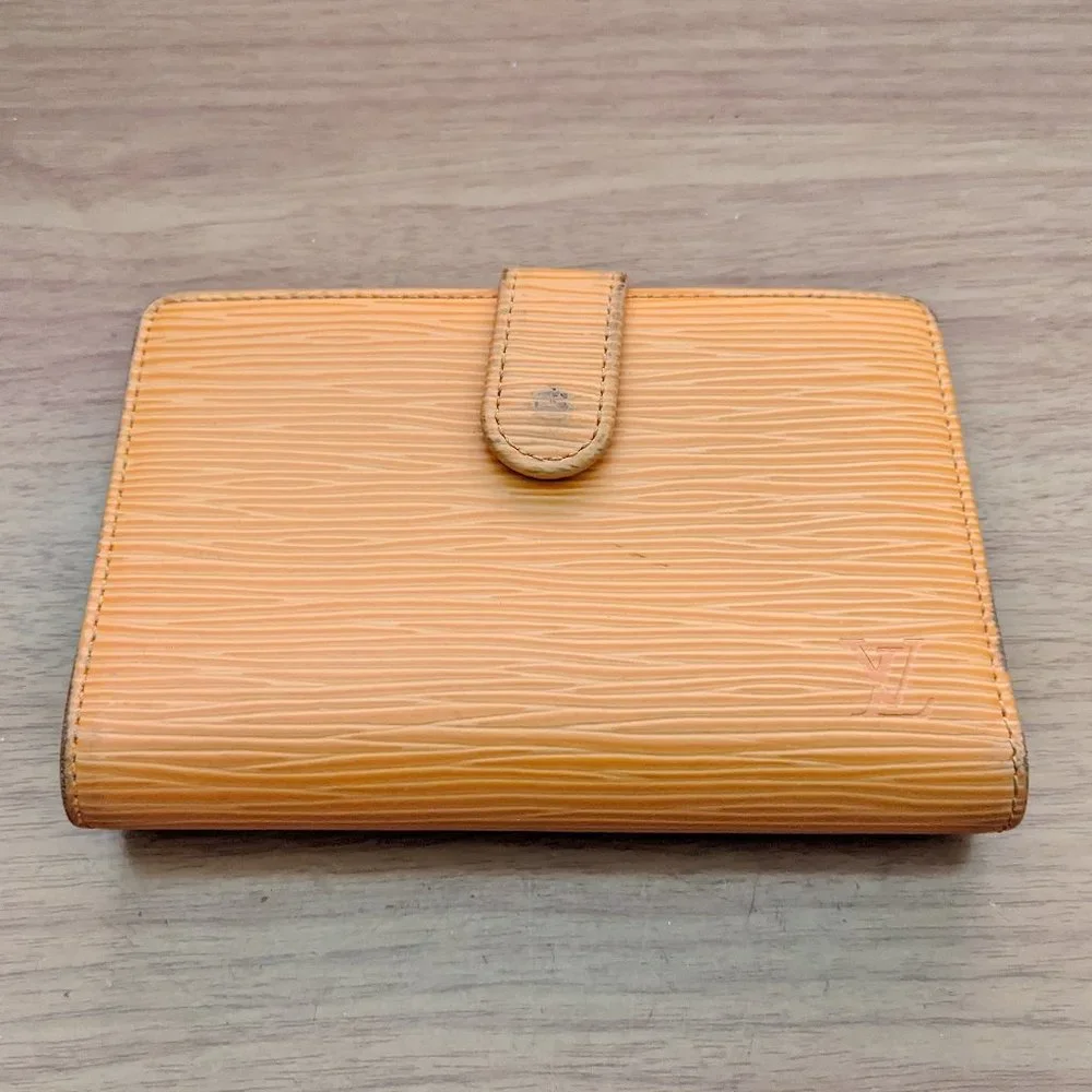 Louis Vuitton Epi Wallet #1313***